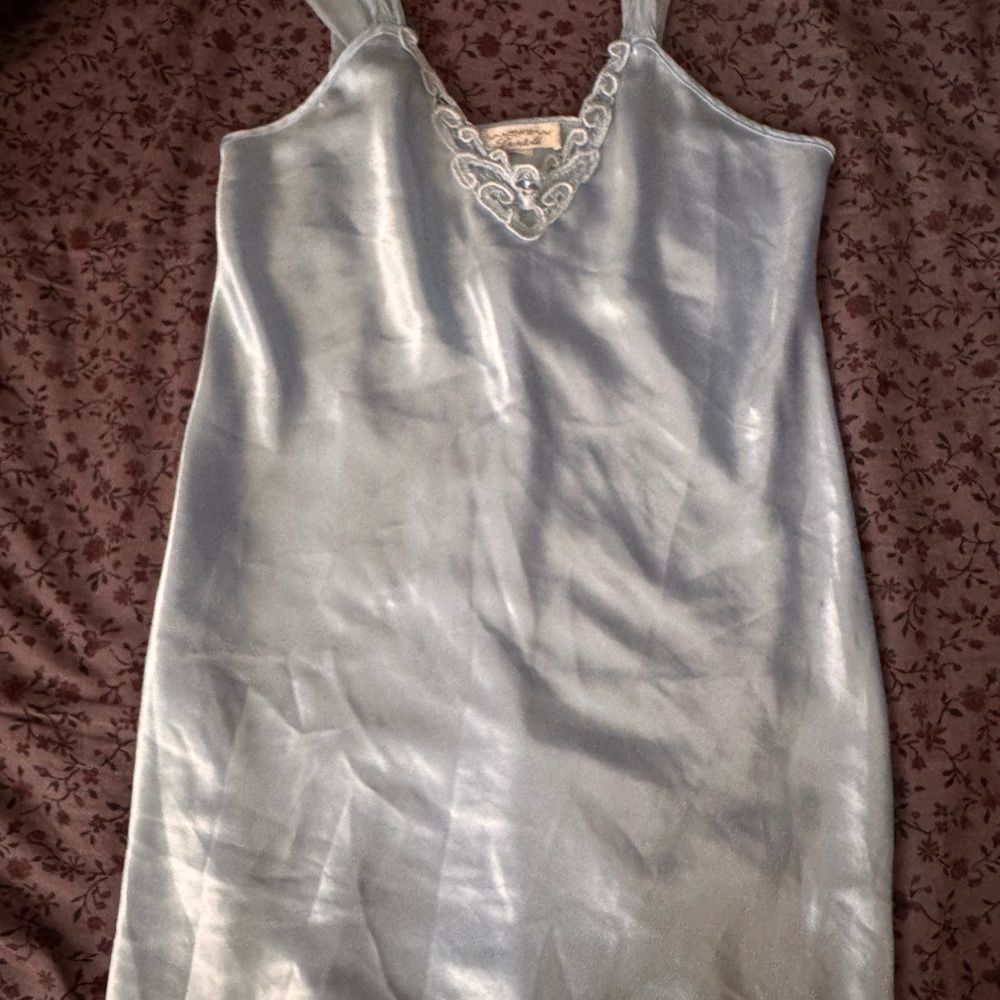Vintage Dentelle Light Blue Satin Slip
